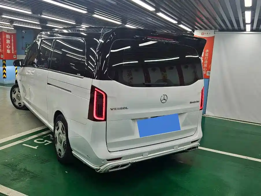 Mercedes-Benz Vito 2023