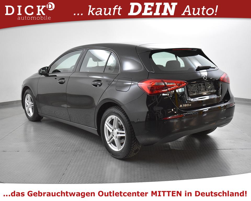 Mercedes-Benz A 180 2022