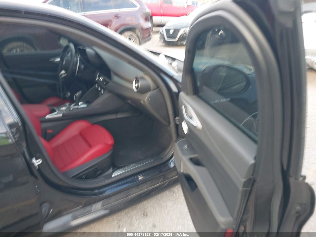 Alfa Romeo Giulia 2024