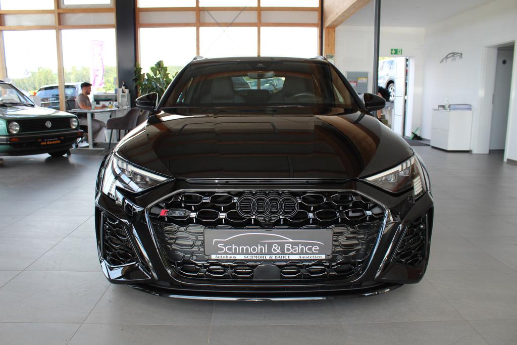 Audi RS3 2023