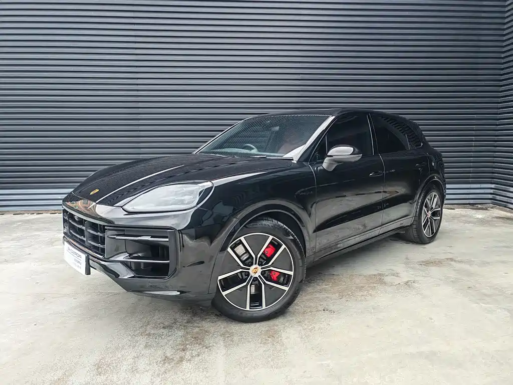Porsche Cayenne 2025