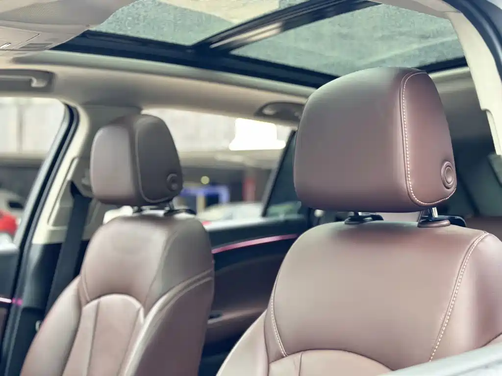 Buick Enclave 2021