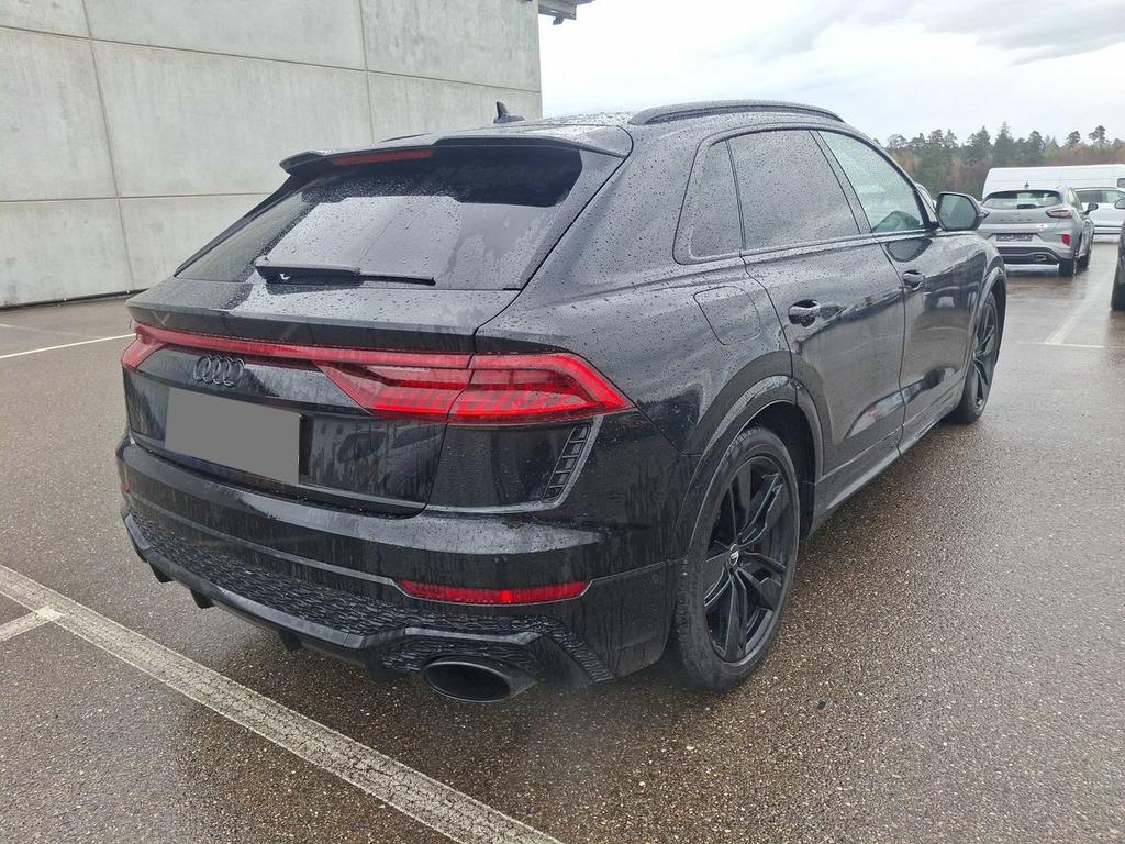 Audi Q8 2024