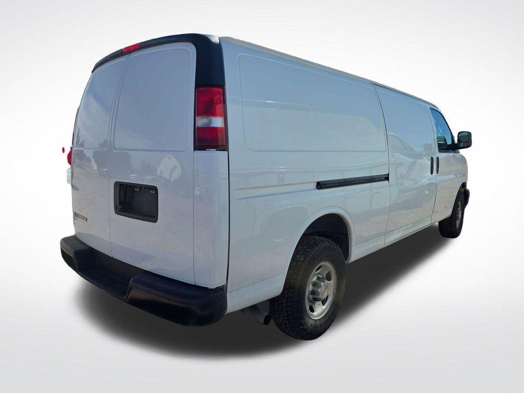 Chevrolet Express 2023