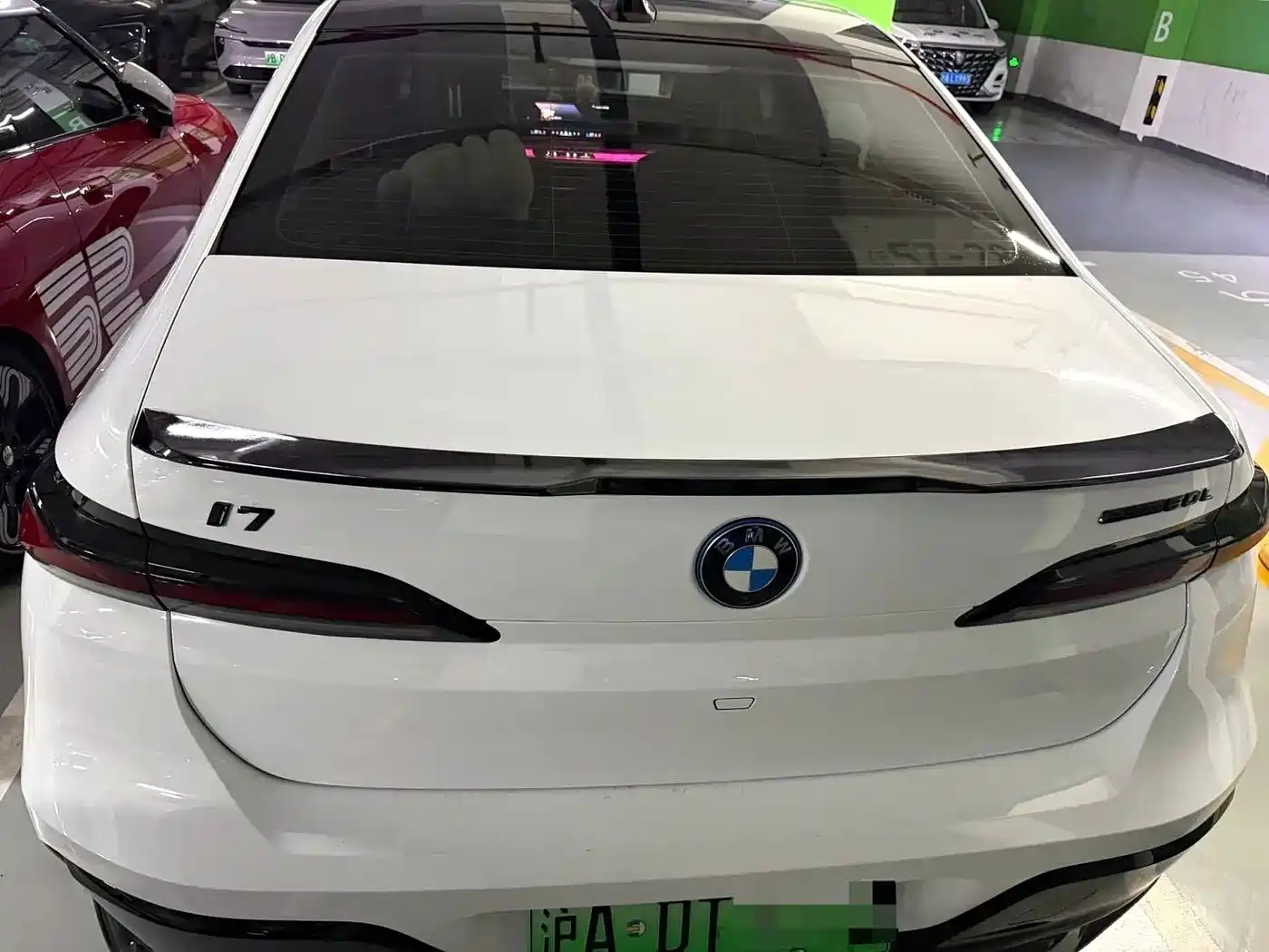 BMW i7 2024