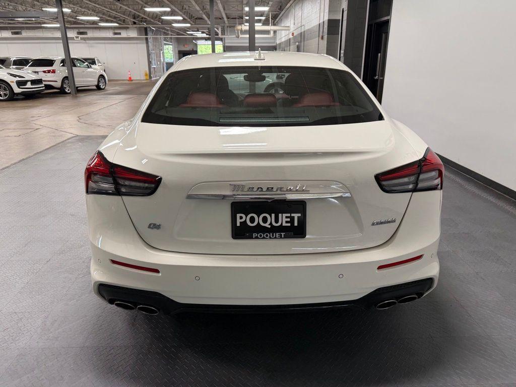 Maserati Ghibli 2023