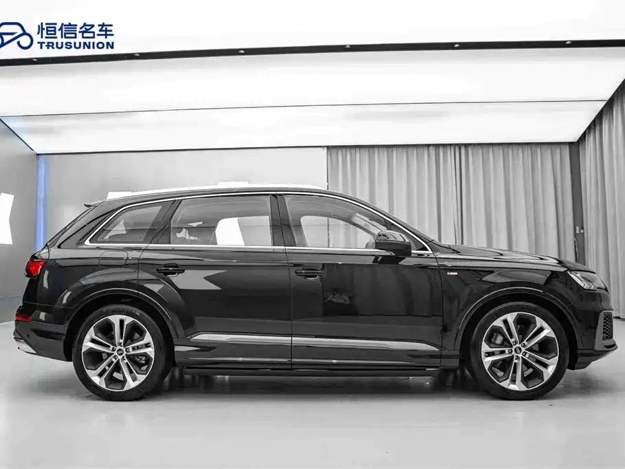 Audi Q7 2023