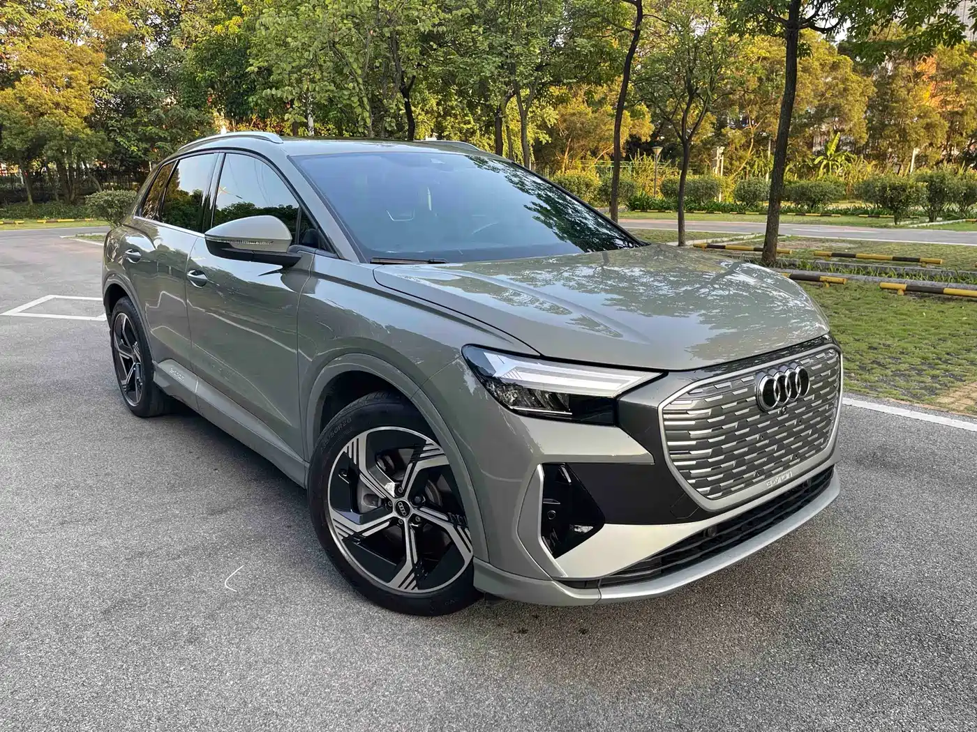Audi Q4 e-tron 2024