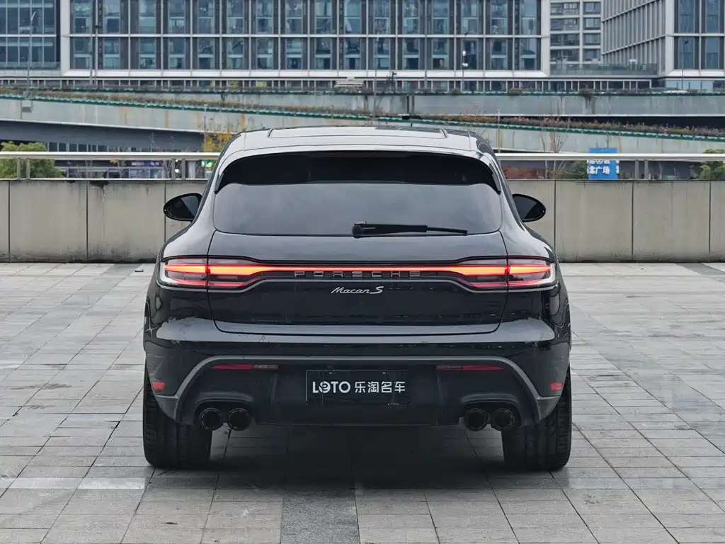 Porsche Macan 2023