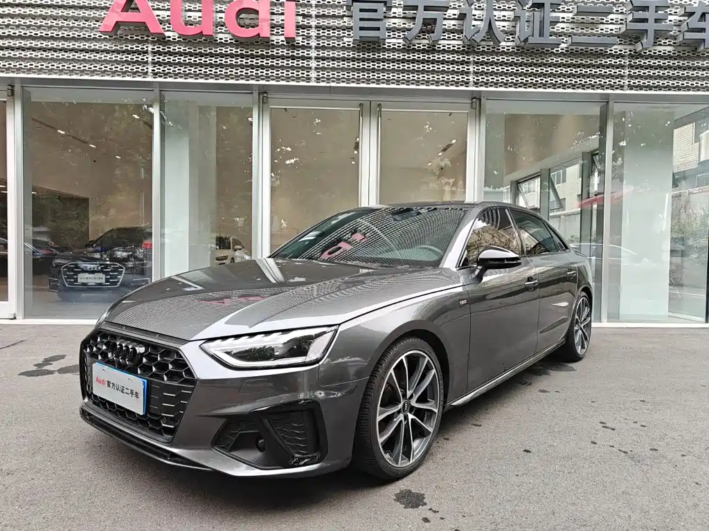 Audi A4 2023