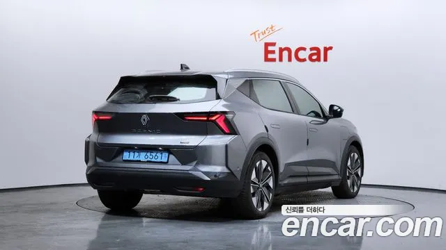 Renault Scenic 2025