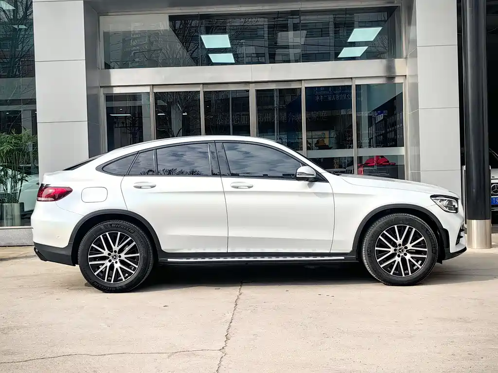 Mercedes-Benz GLC Coupe 2023