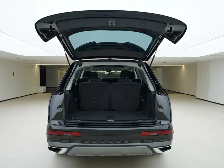 Audi Q7 2023