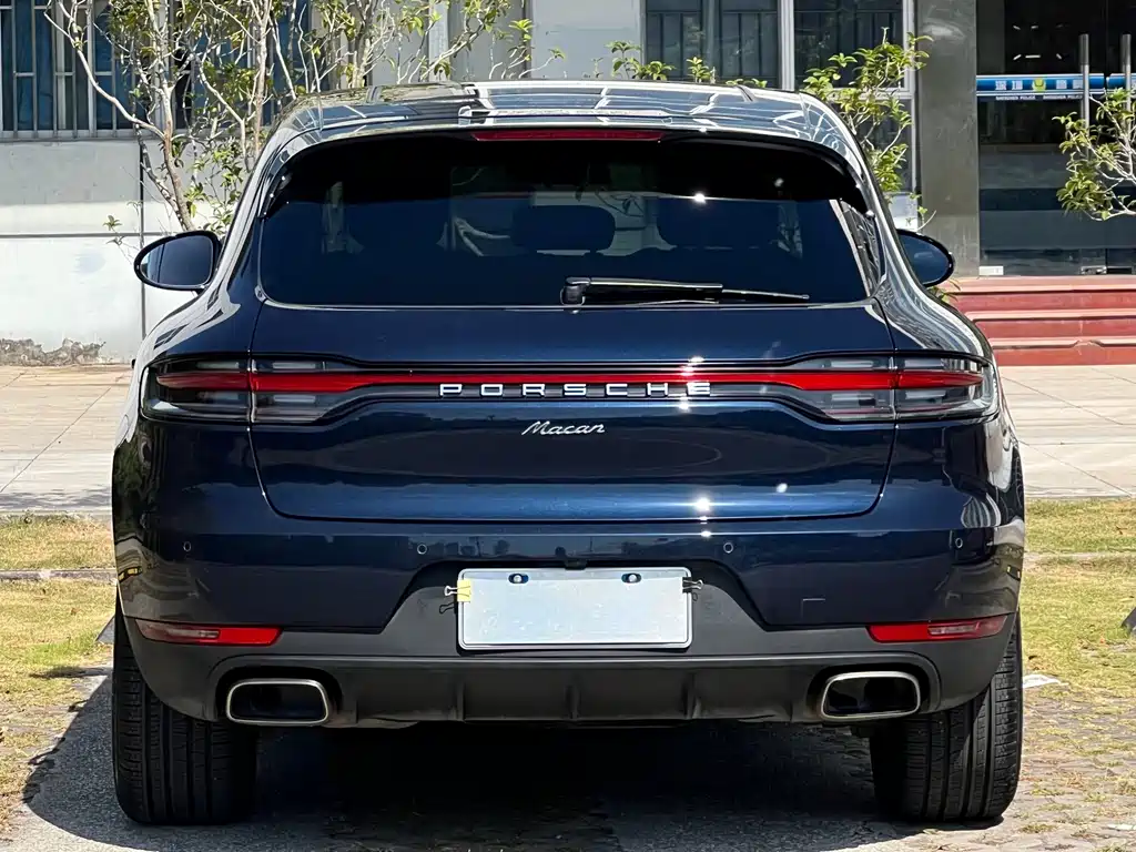 Porsche Macan 2020