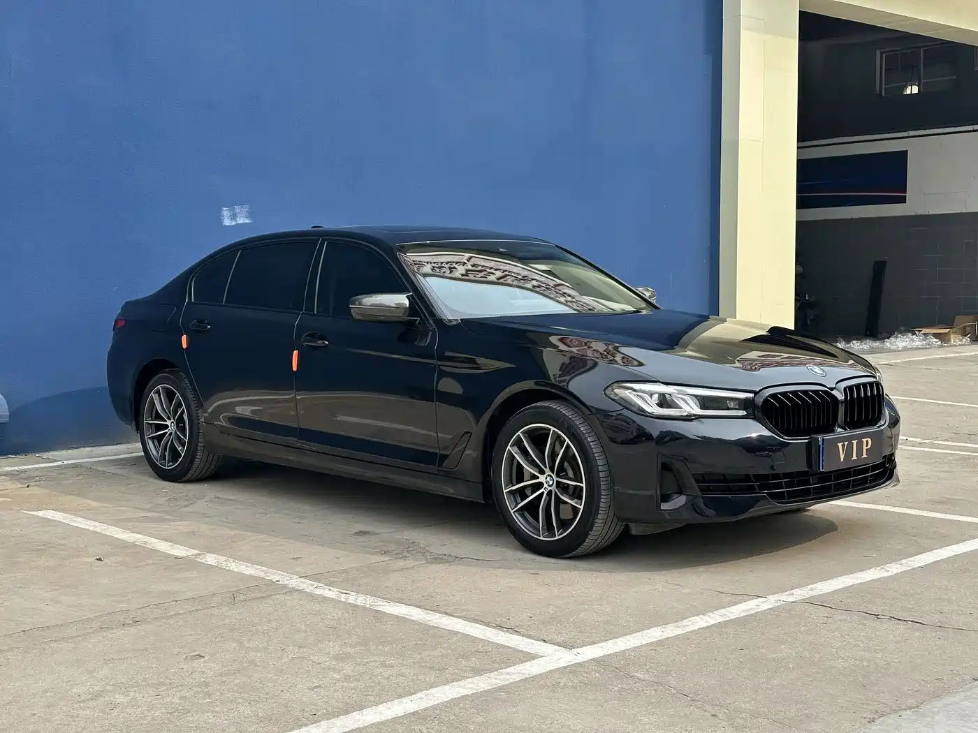 BMW 5 серии 2023
