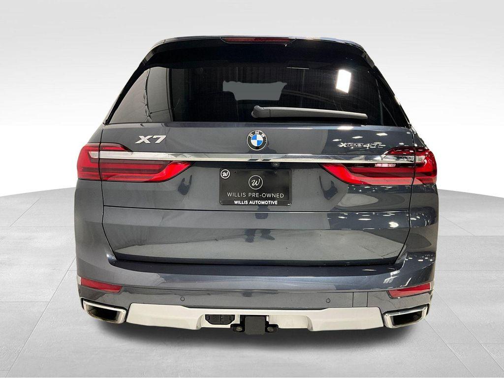 BMW X7 2022