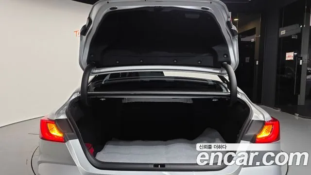 Toyota Camry 2024
