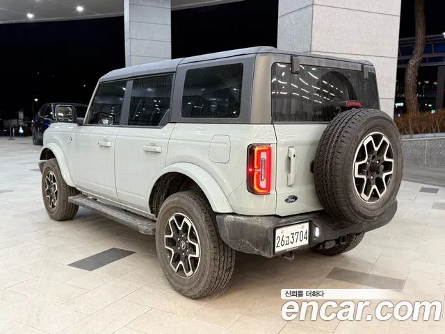 Ford Bronco 2022