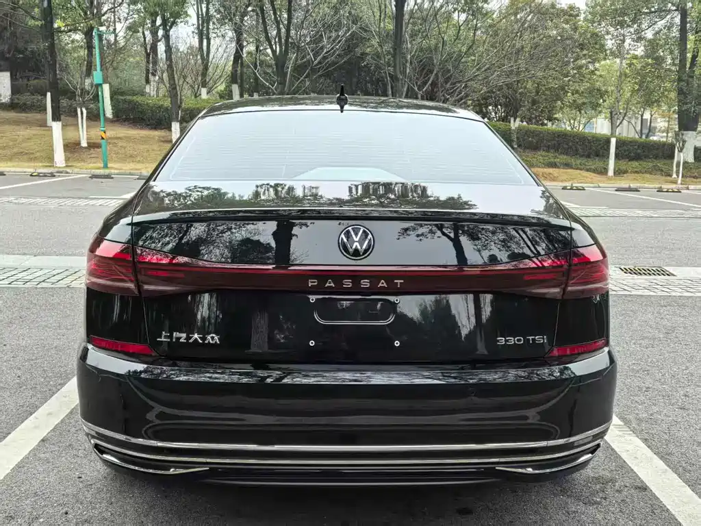Volkswagen Passat 2024