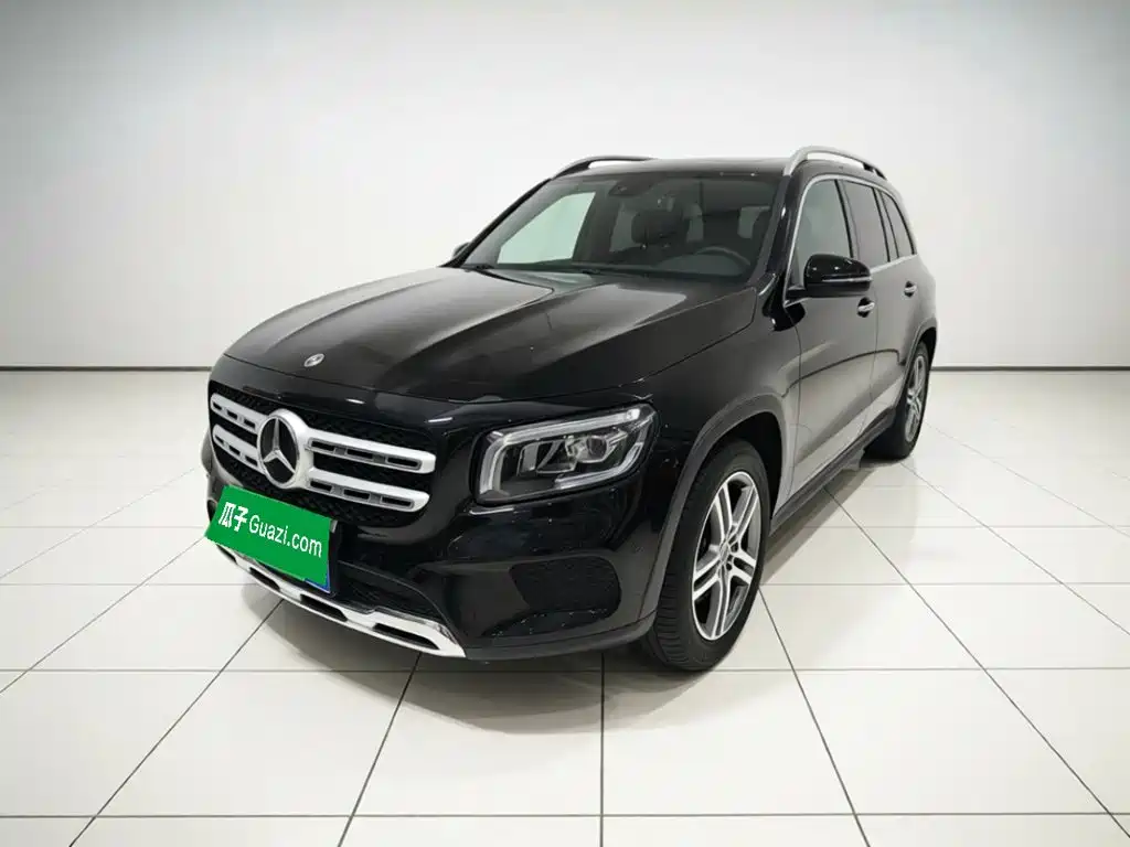 Mercedes-Benz GLB 2023
