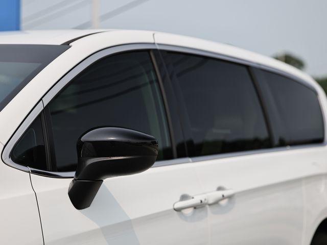 Chrysler Voyager 2024