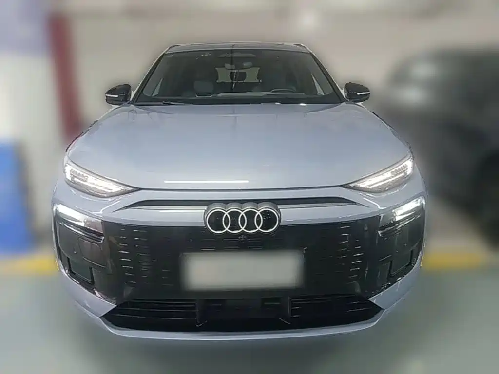 Audi e-tron 2025