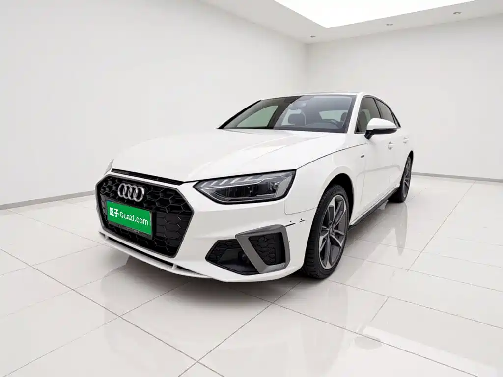 Audi A4 2023