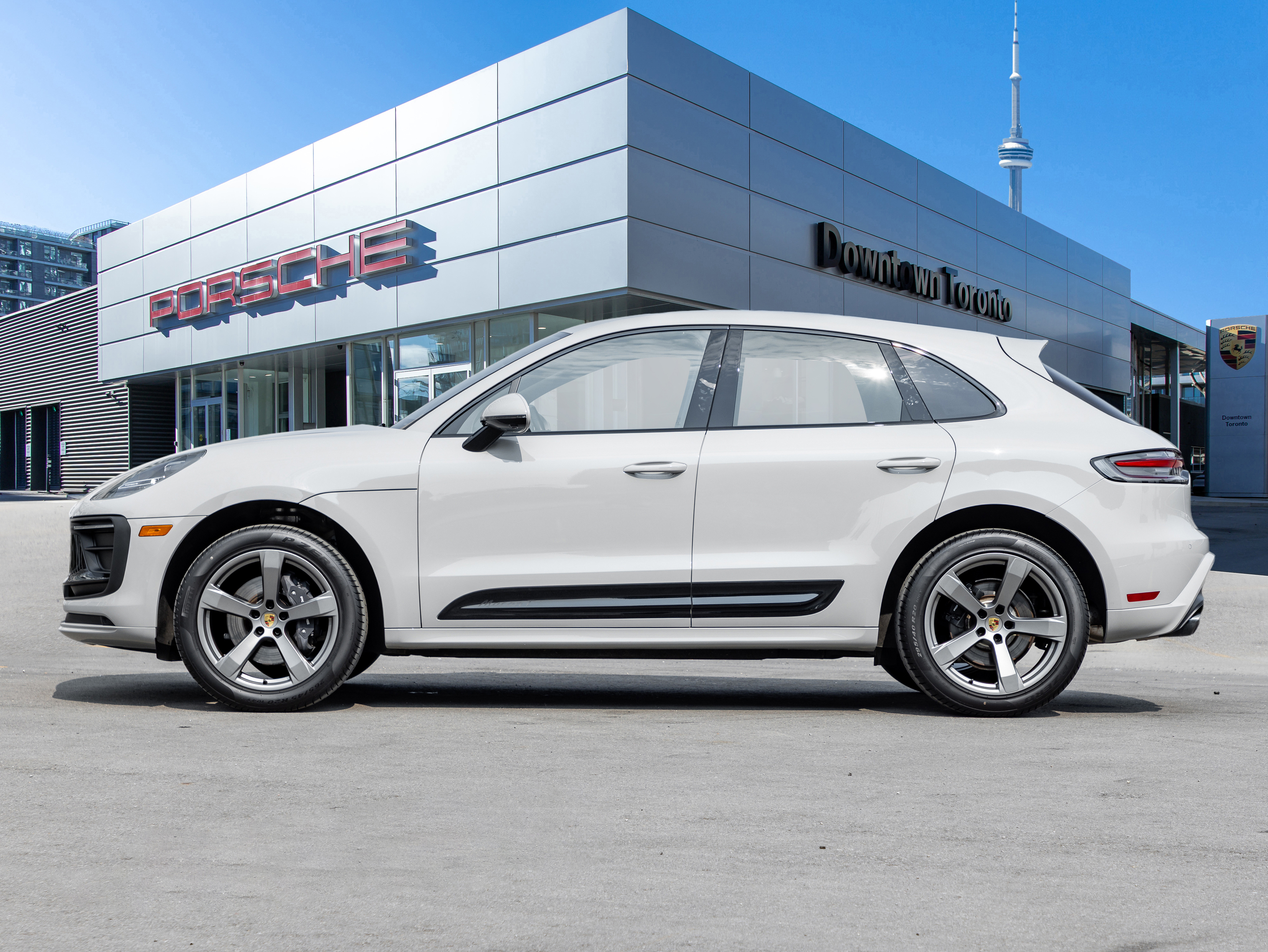 Porsche Macan 2025