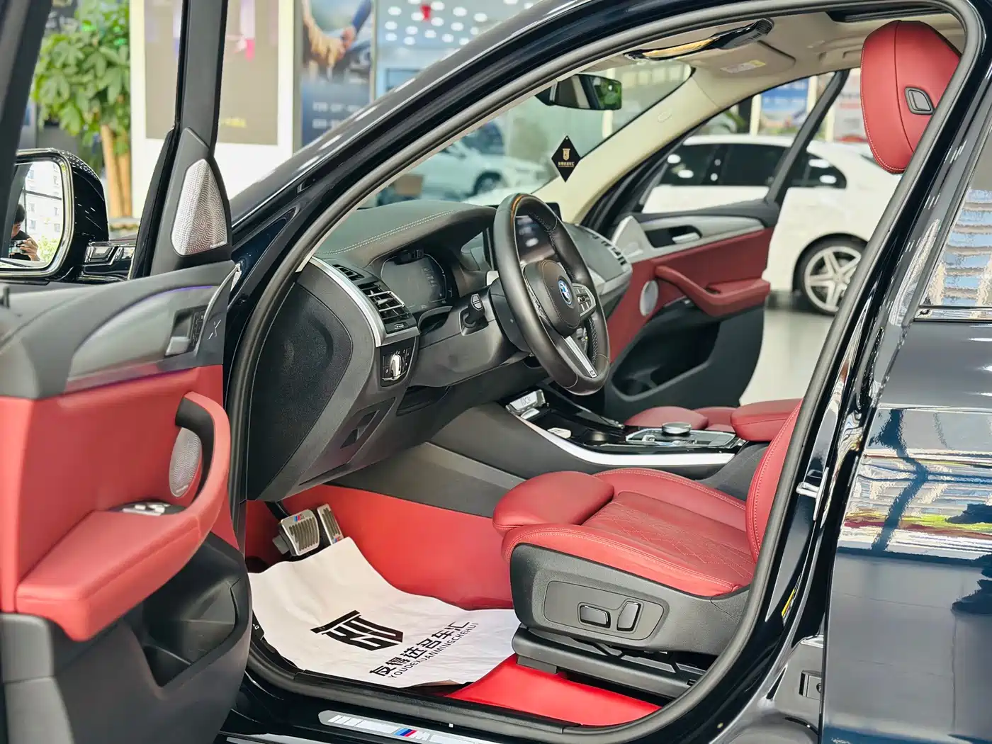 BMW iX3 2025