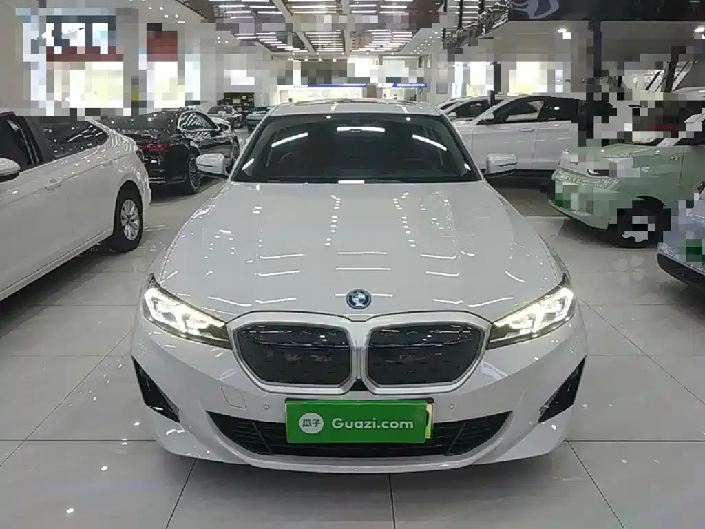 BMW i3 2023