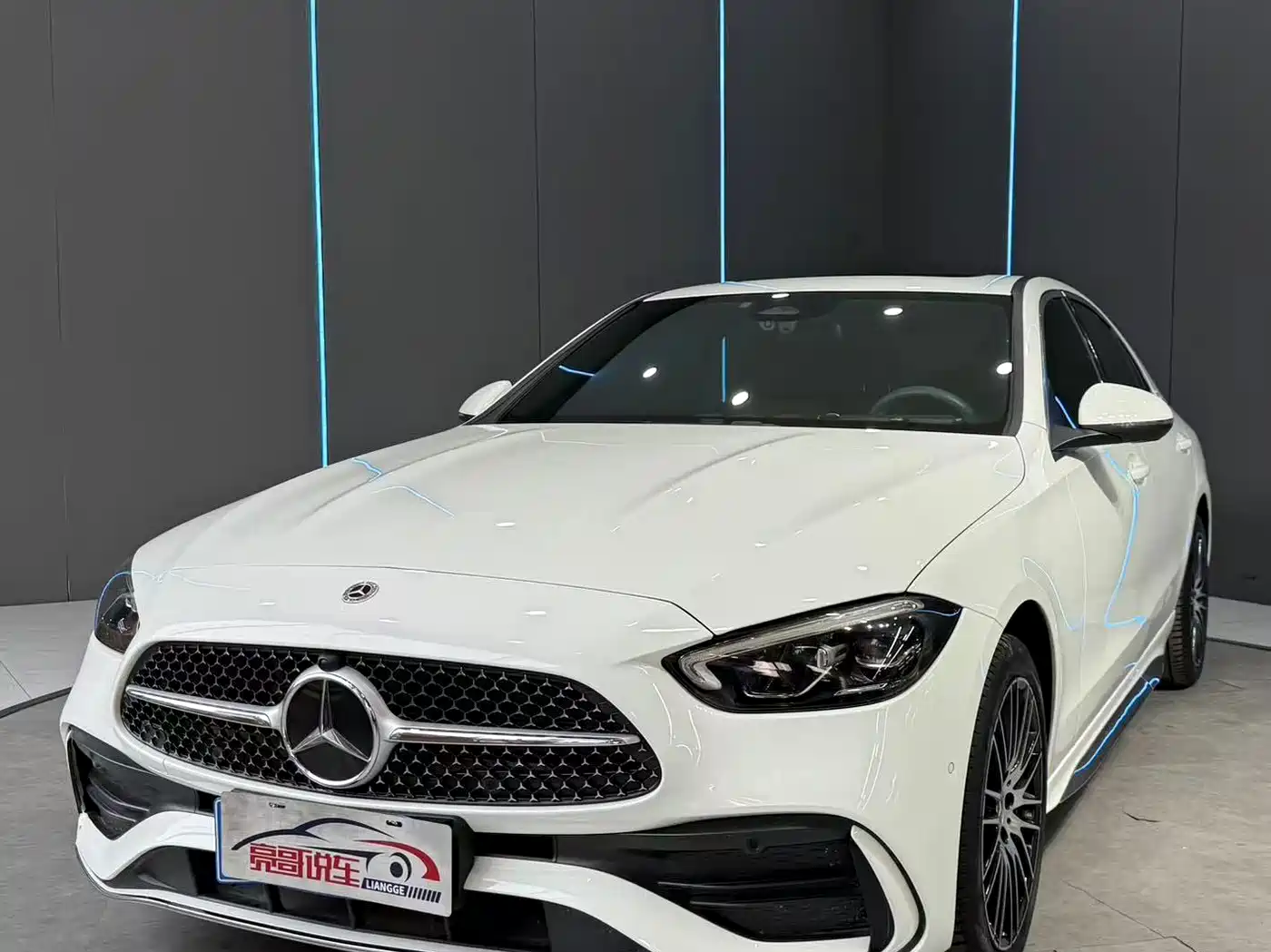 Mercedes-Benz C-Класс 2024