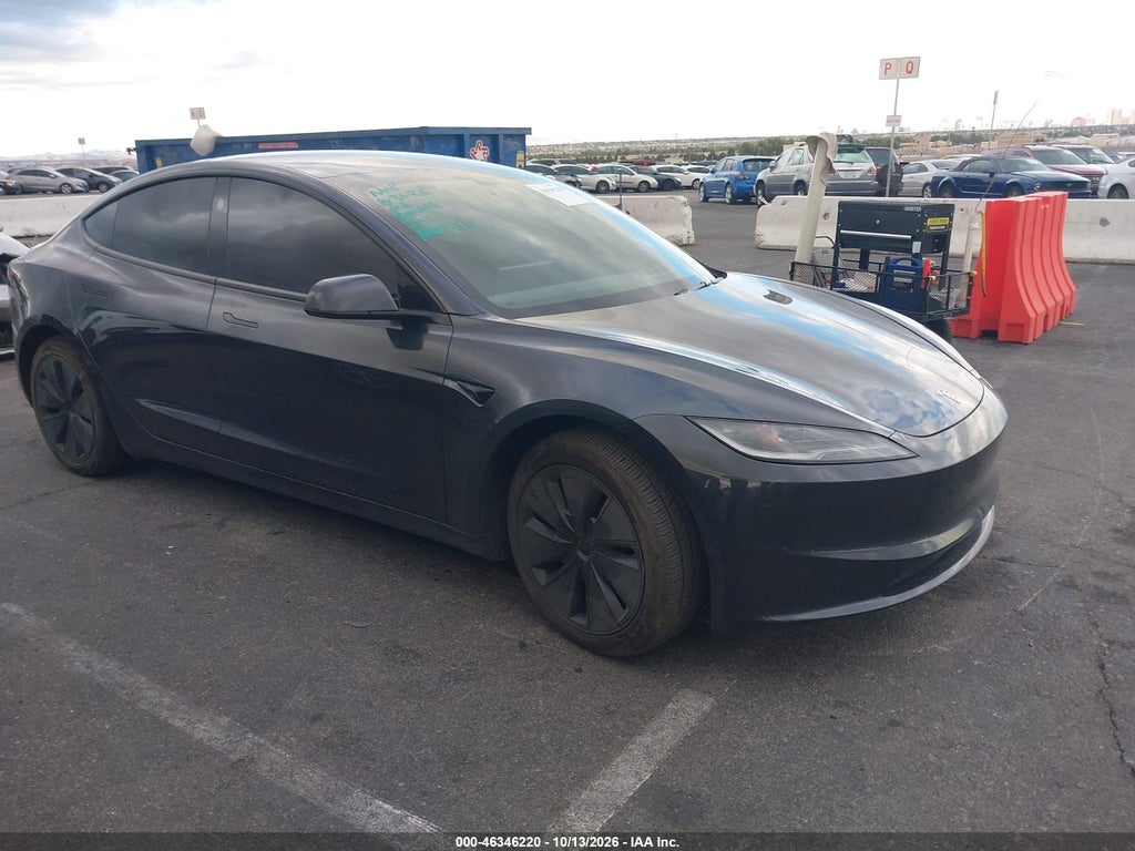 Tesla Model 3 2024