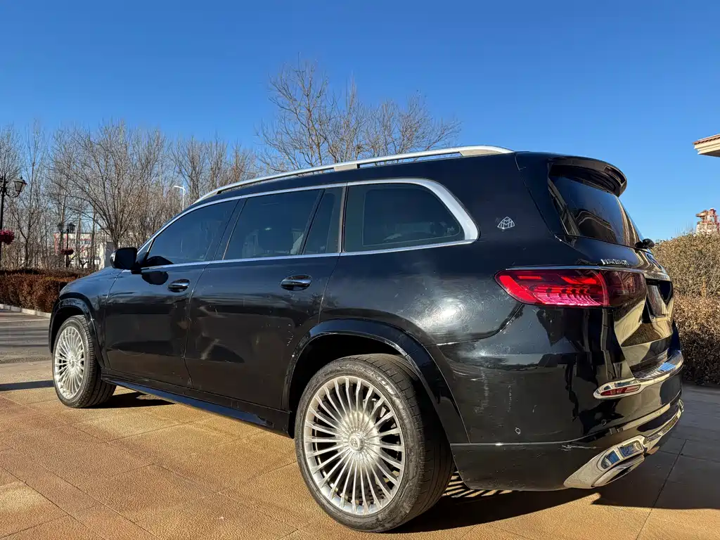Mercedes-Benz GLS 2021