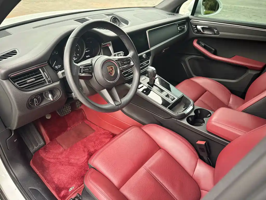 Porsche Macan 2022
