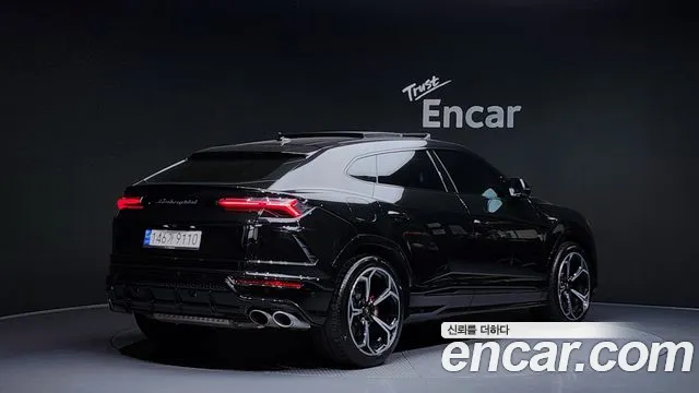Lamborghini Urus 2022