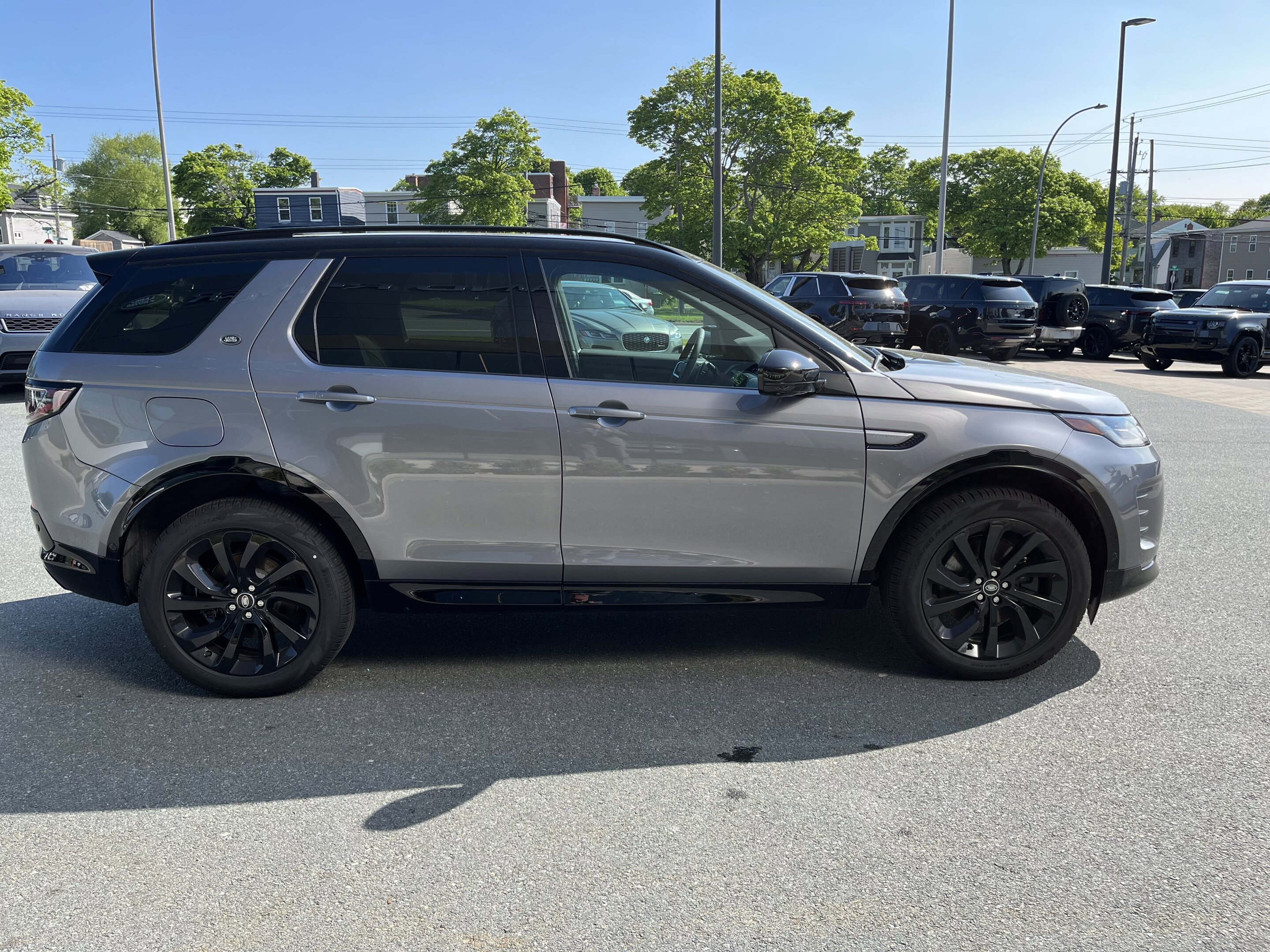 Land Rover Discovery Sport 2025