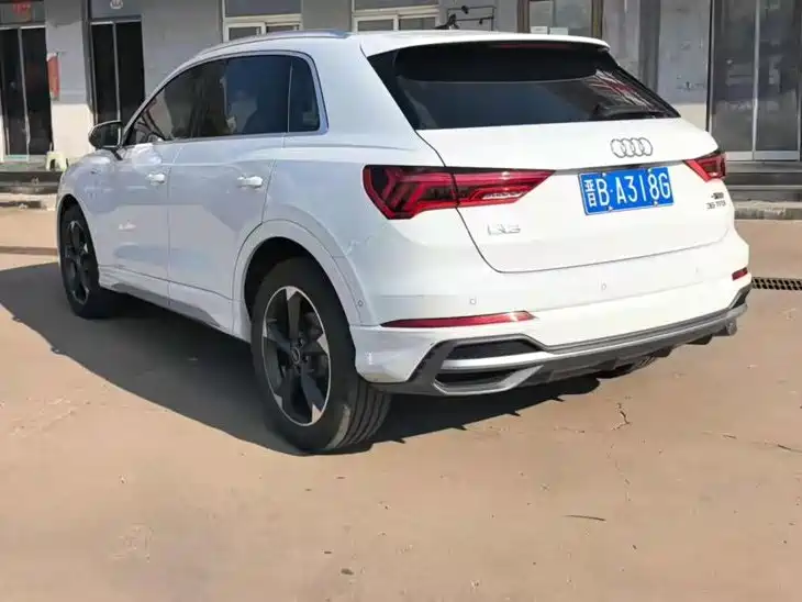Audi Q3 2022