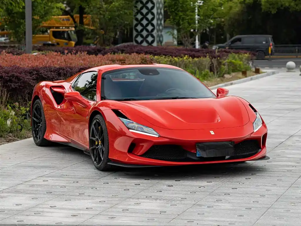 Ferrari F8 2022