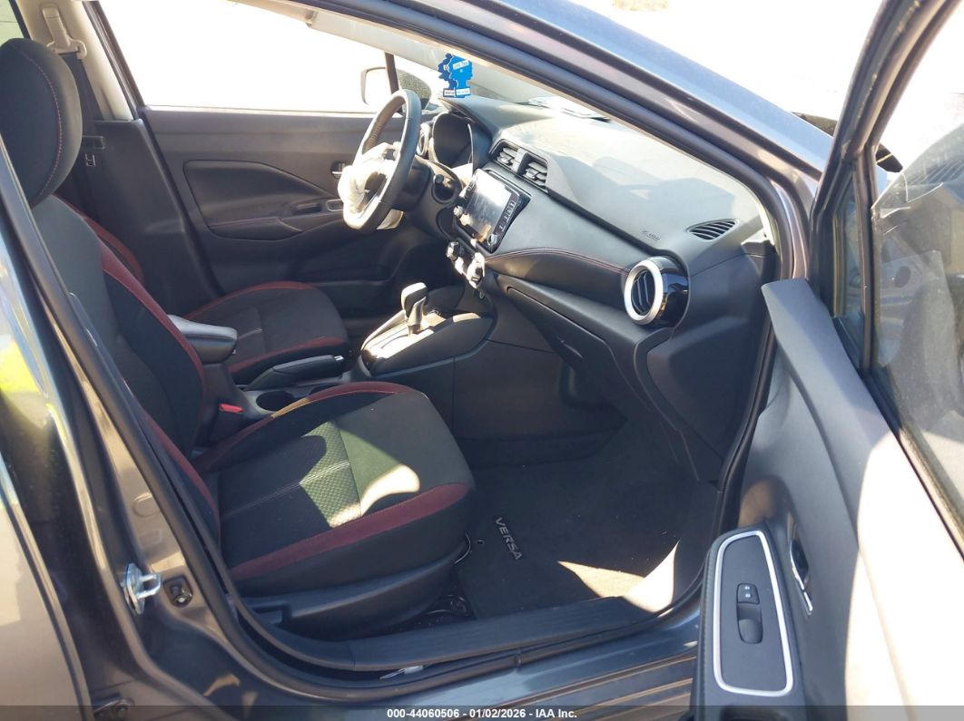Nissan Versa 2024