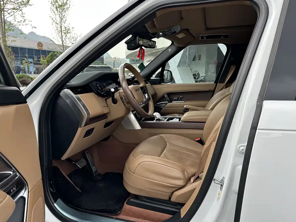 Land Rover Range Rover 2023