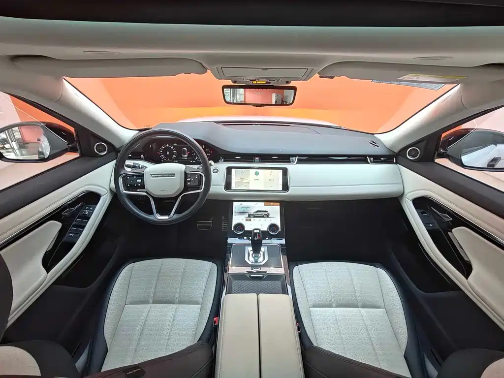 Land Rover Range Rover Evoque 2021