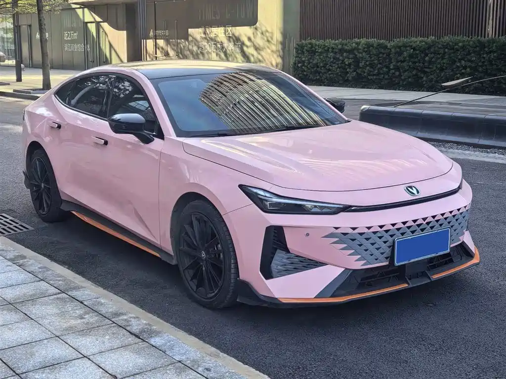 Changan UNI-V 2024