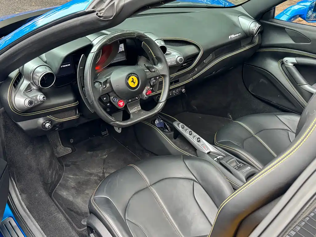 Ferrari F8 2021