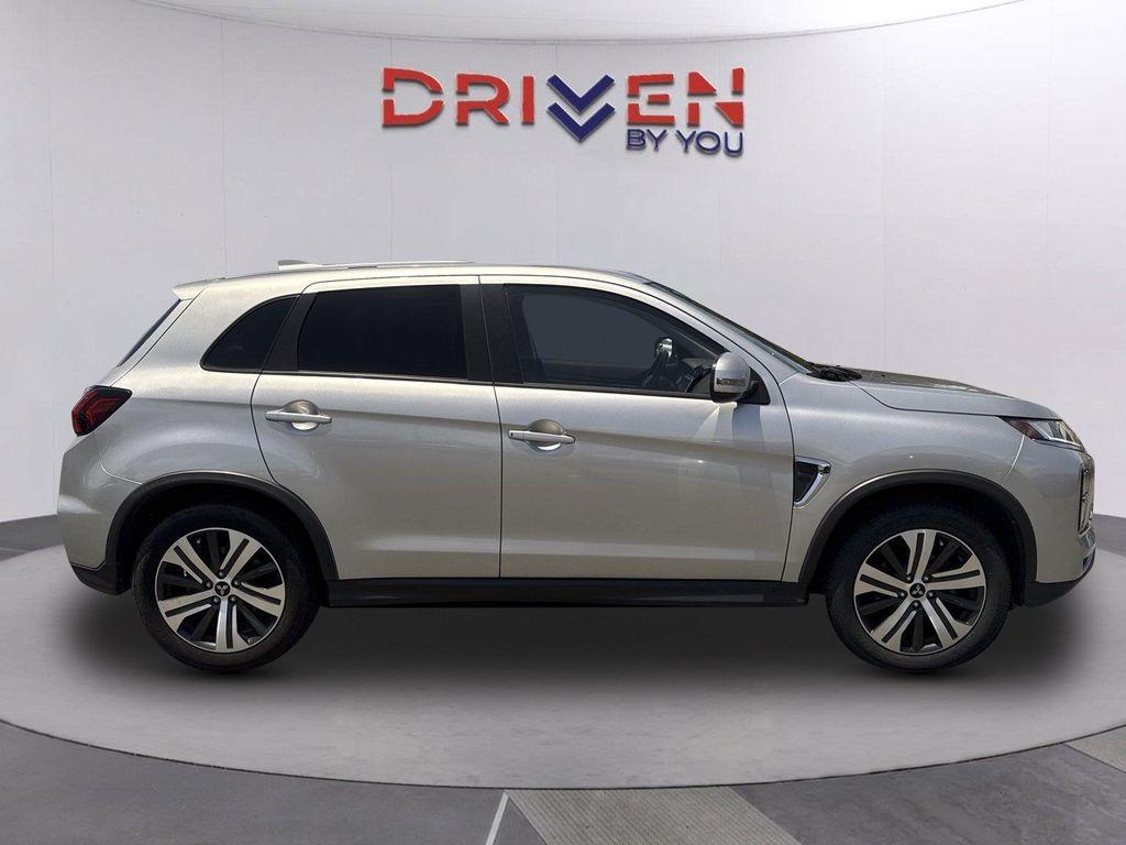 Mitsubishi Outlander Sport 2021