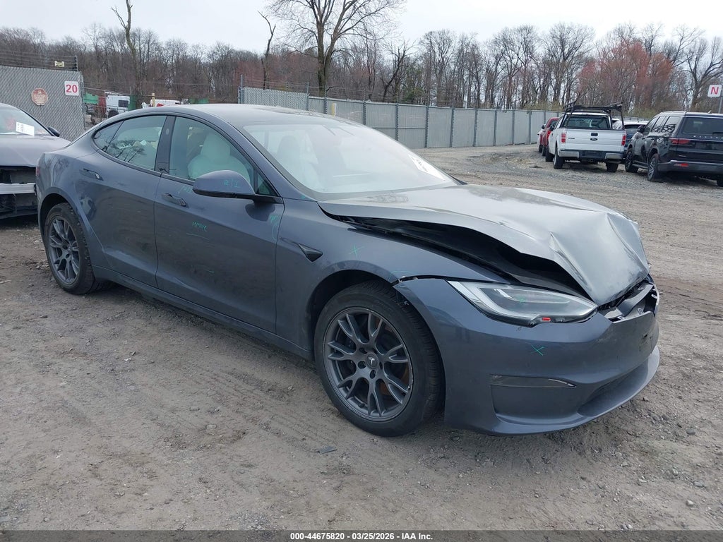 Tesla Model S 2021