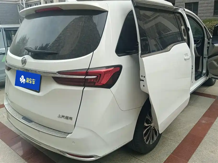 Buick GL8 2023