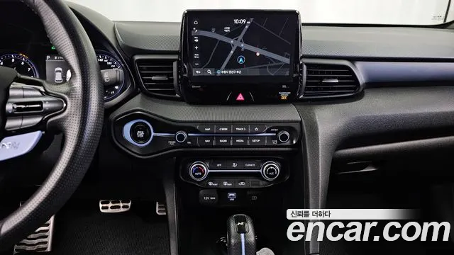 Hyundai Veloster 2021