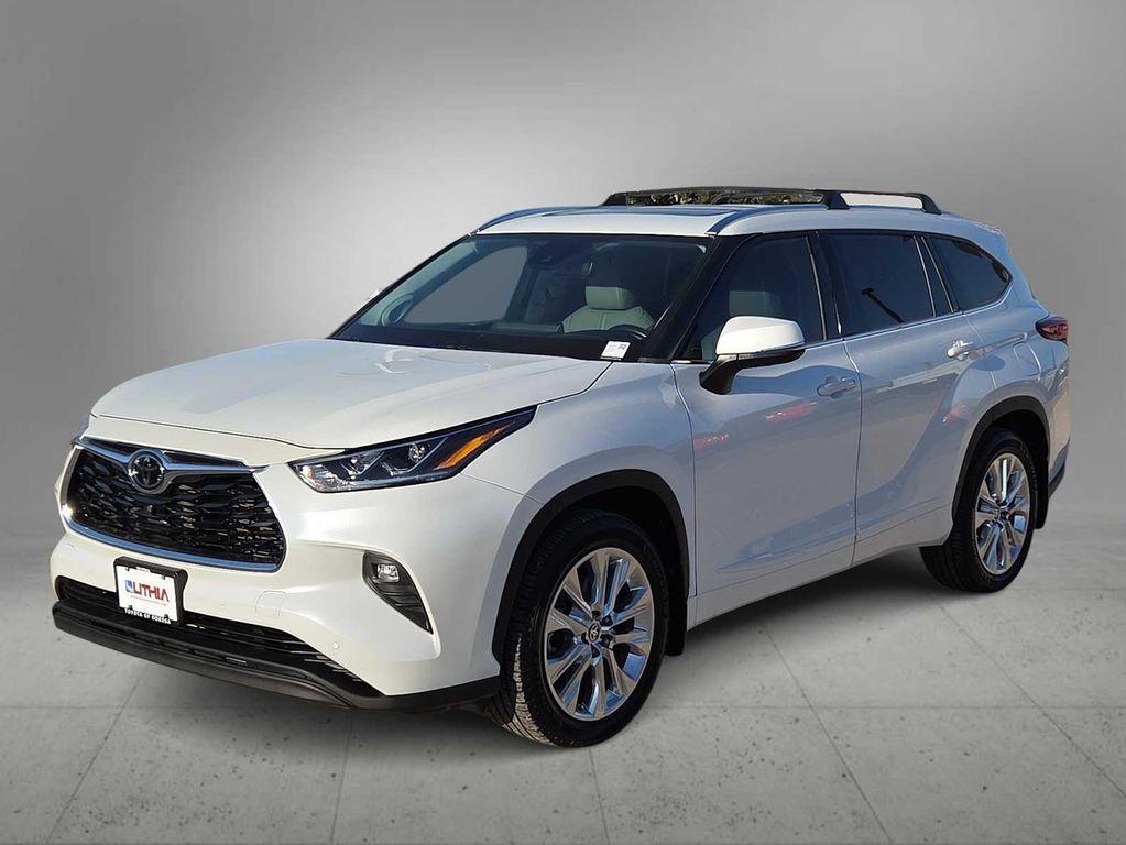 Toyota Highlander 2022