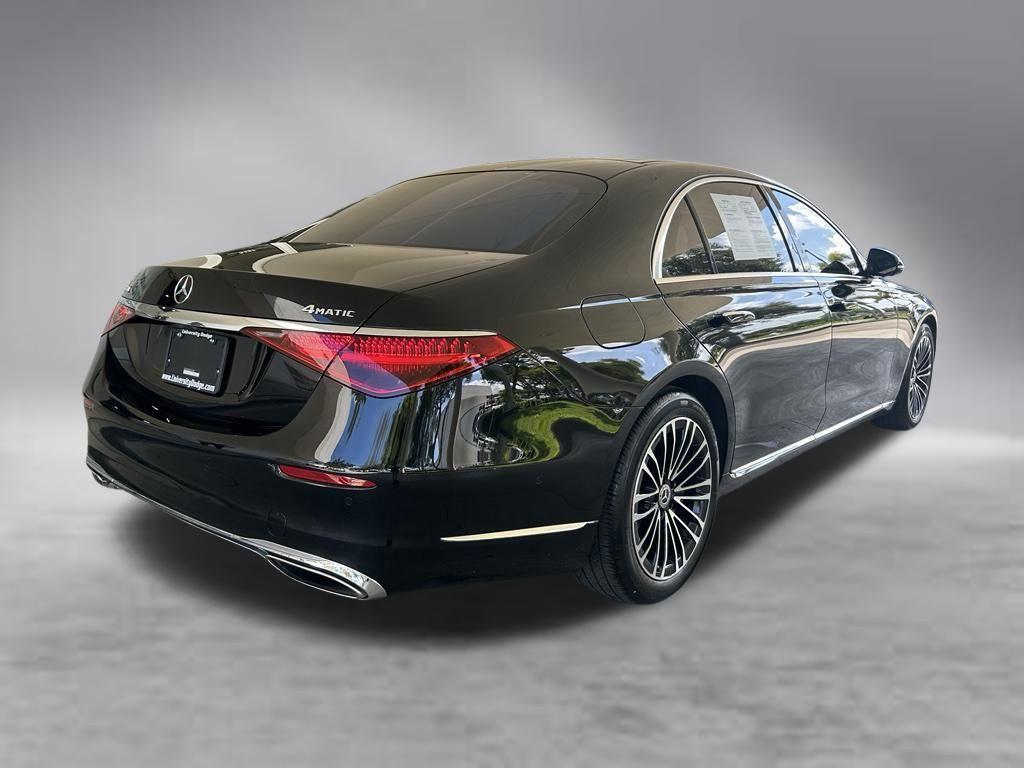 Mercedes-Benz S-Класс 2022