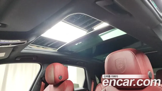 Porsche Cayenne 2021